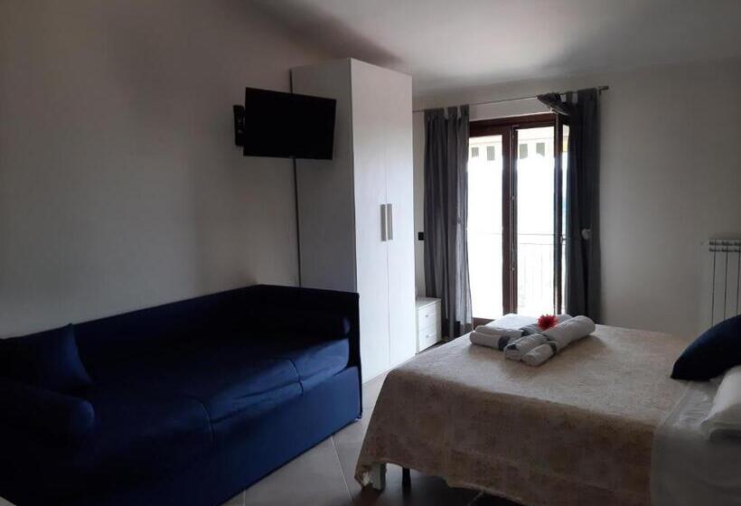 חדר סטנדרט לארבעה, B&b Casa Martina