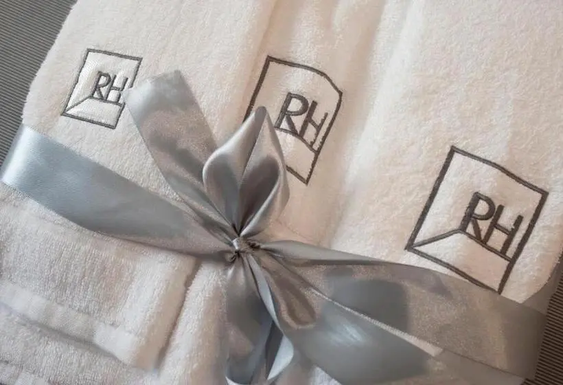 オーシャンビュースイート, B&b Rakel Home