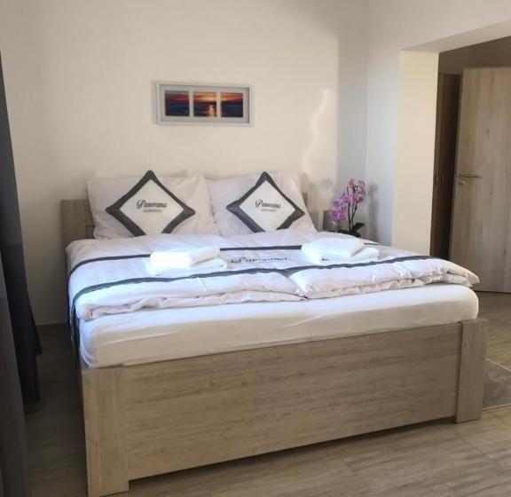 استودیوی استاندارد, Panorama Apartments