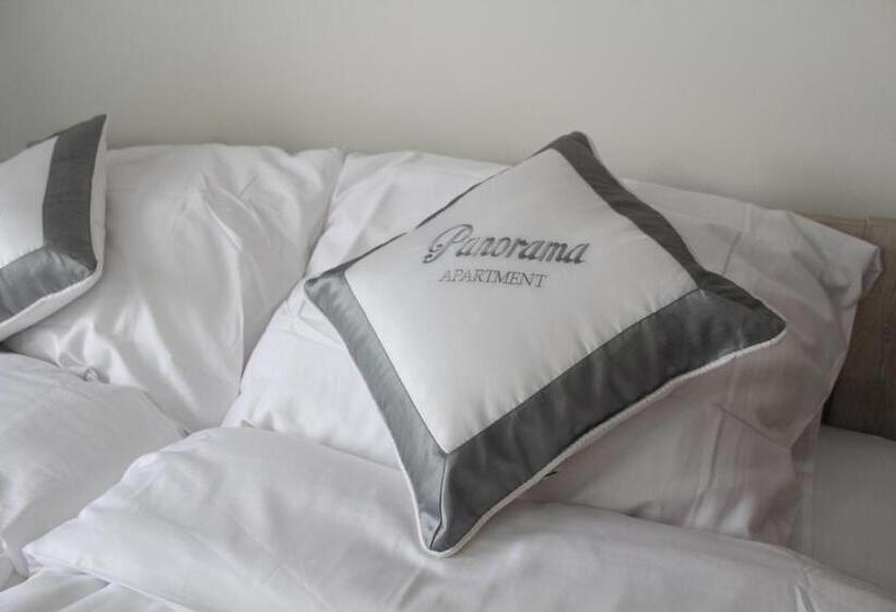 استودیوی استاندارد, Panorama Apartments