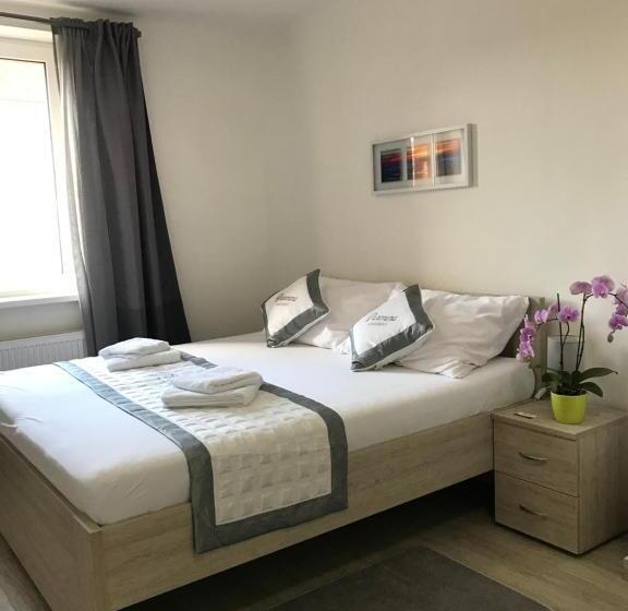 استودیوی لوکس, Panorama Apartments