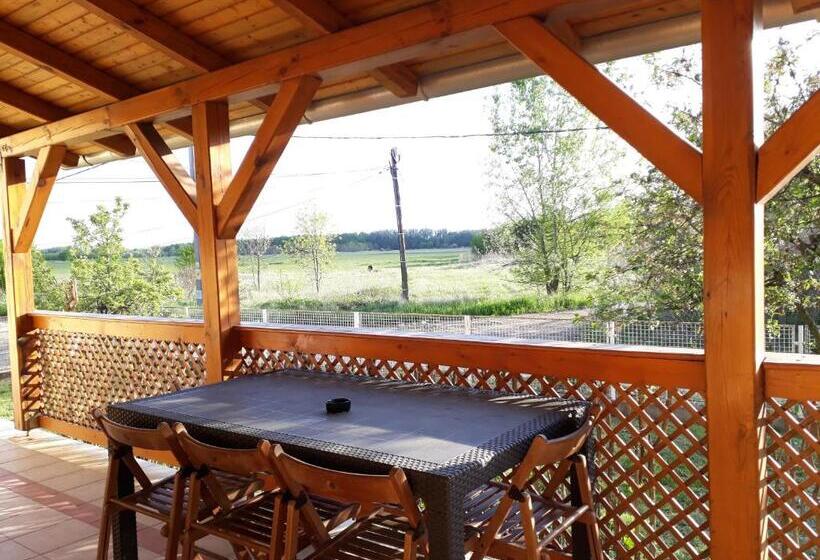 침실 1개 아파트, örvény Vendégház