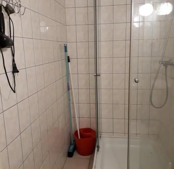 Huoneisto 1 Makuuhuone, örvény Vendégház