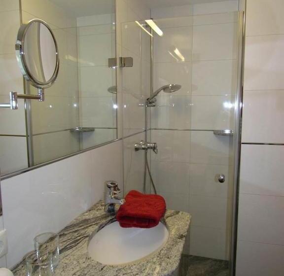 スタンダードルーム, Haus Saler