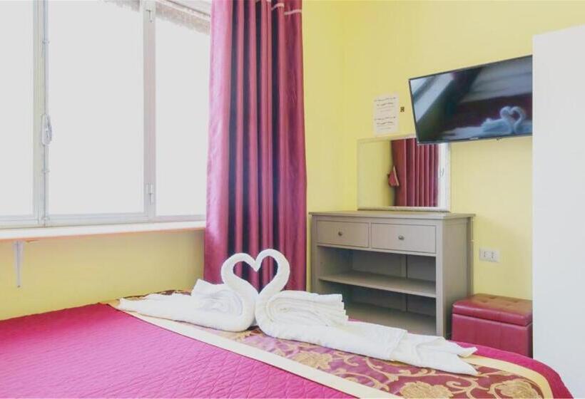 标准间, Ciclamino Siracusa