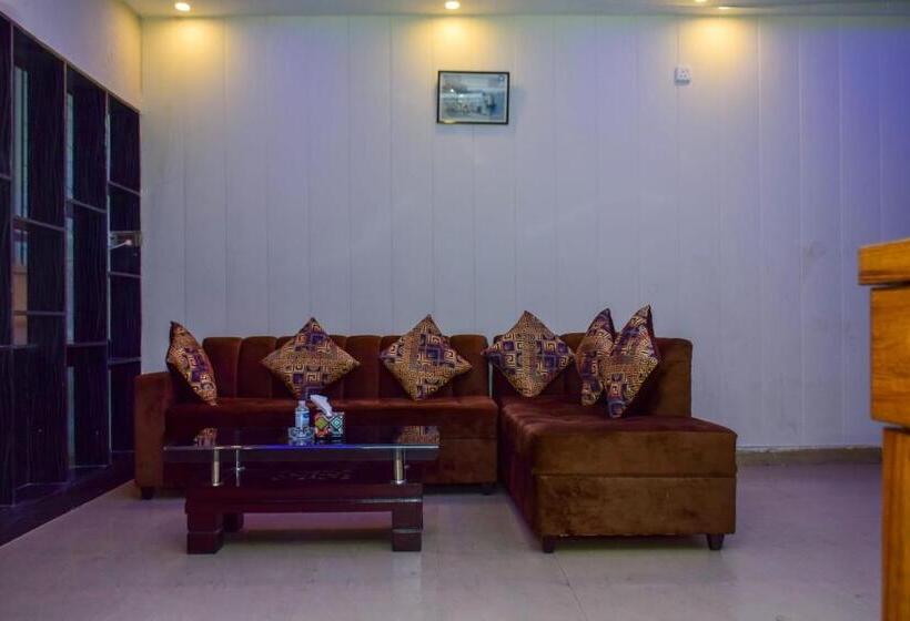 اتاق خانوادگی, Clifton Rezidor