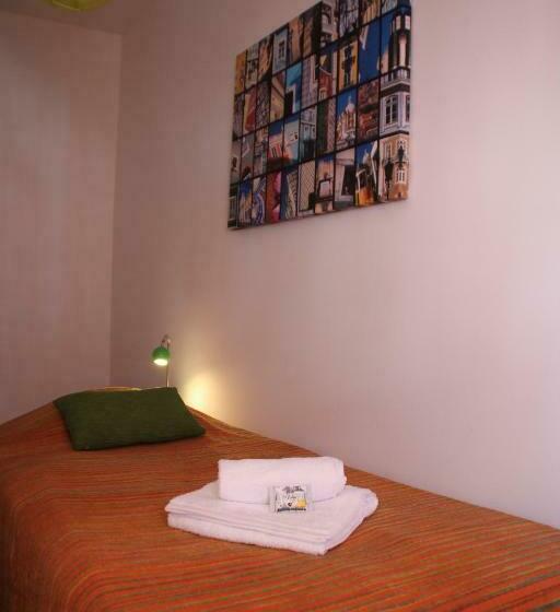 اتاق استاندارد یک نفره, Guest House Guerra Junqueiro Ii