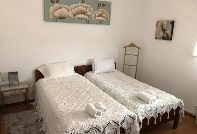スタンダードルーム, Residencia Maria Jose