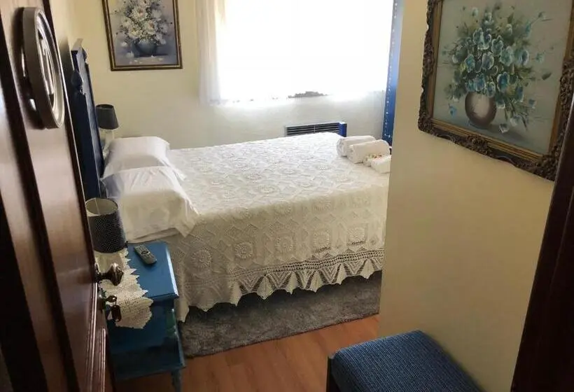 スタンダードルーム, Residencia Maria Jose