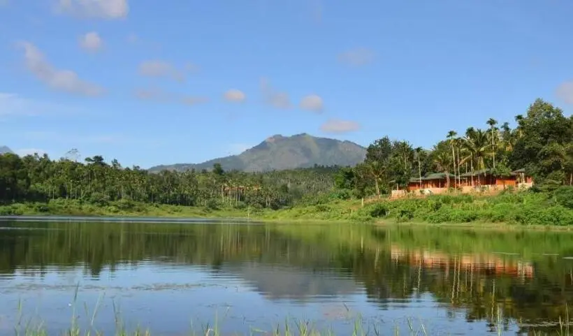 スタンダードトリプルルーム, Room In Guest Room   Lakerose Wayanad Resort   Water Front Grandeur