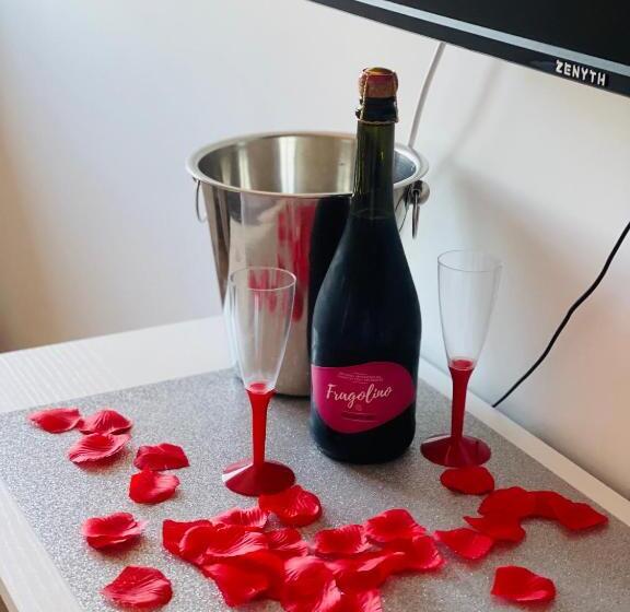 Standard room with outdoor bath, B&b Il Cuore Di Kroton