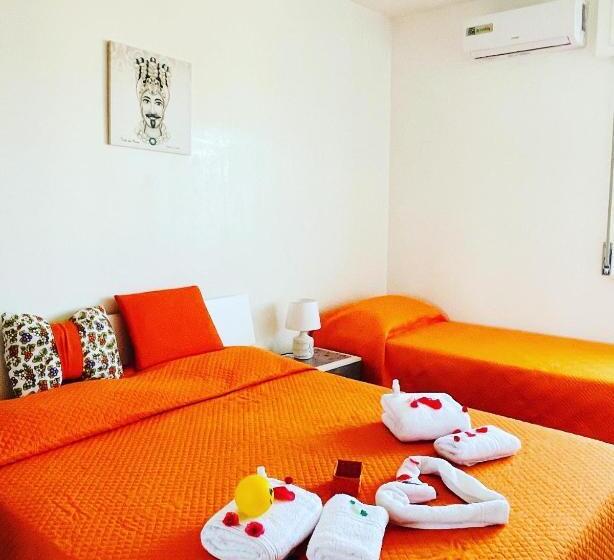 اتاق استاندارد سه نفره, B&b Il Cuore Di Kroton