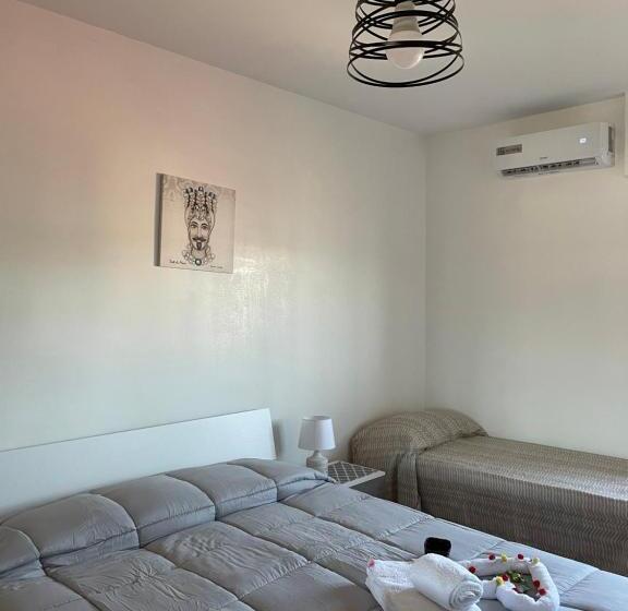 اتاق استاندارد سه نفره, B&b Il Cuore Di Kroton