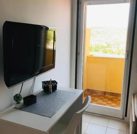 اتاق استاندارد با بالکن, B&b Marrelli Crotone