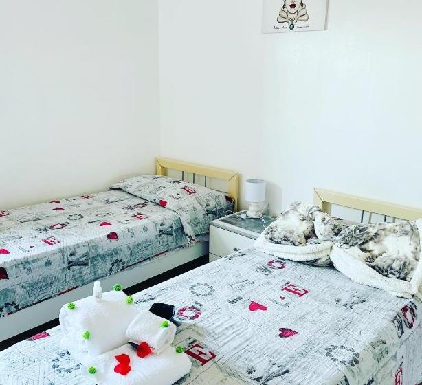 اتاق استاندارد با بالکن, B&b Il Cuore Di Kroton