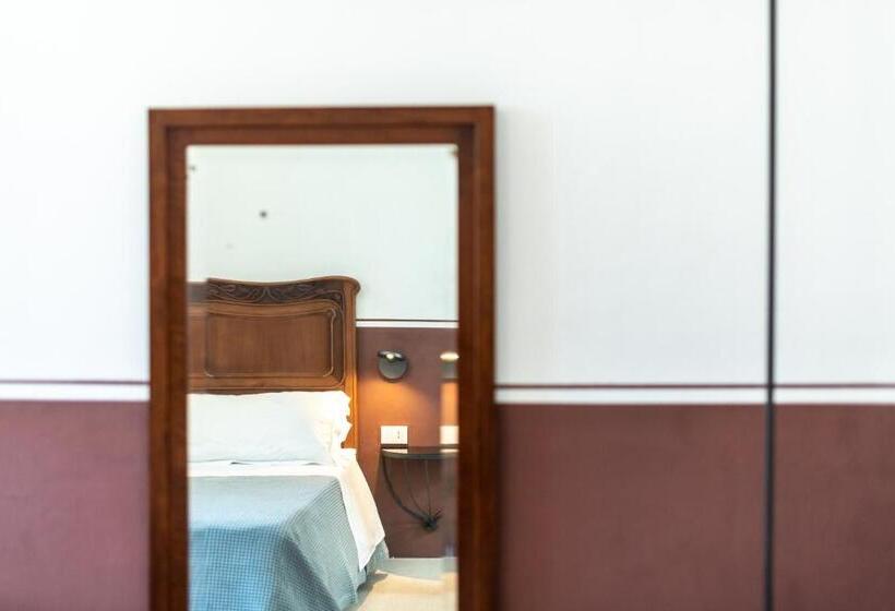 חדר סופריור, Dimora Del Vescovo Guest House