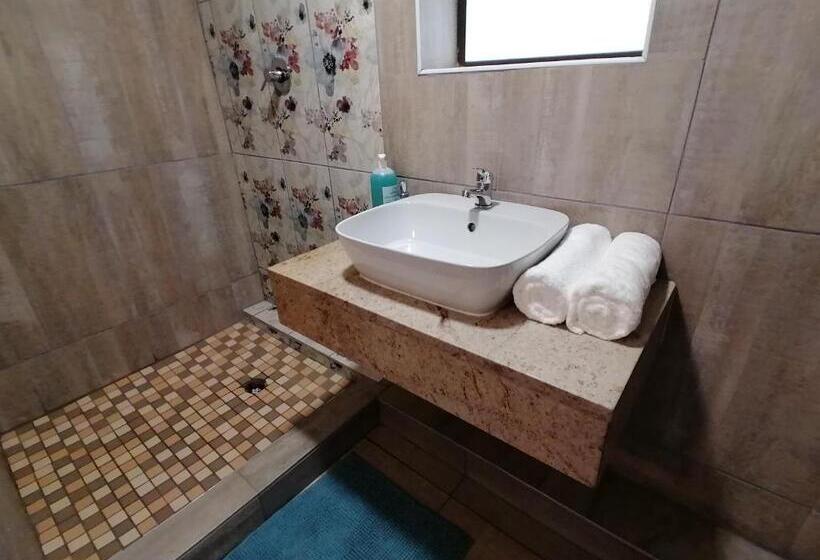 اتاق استاندارد, Sibebe View Villa