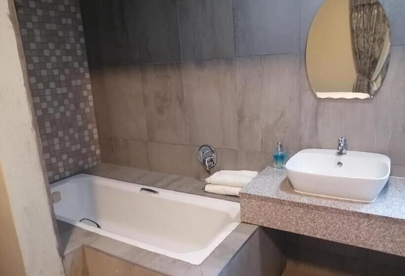 اتاق لوکس, Sibebe View Villa