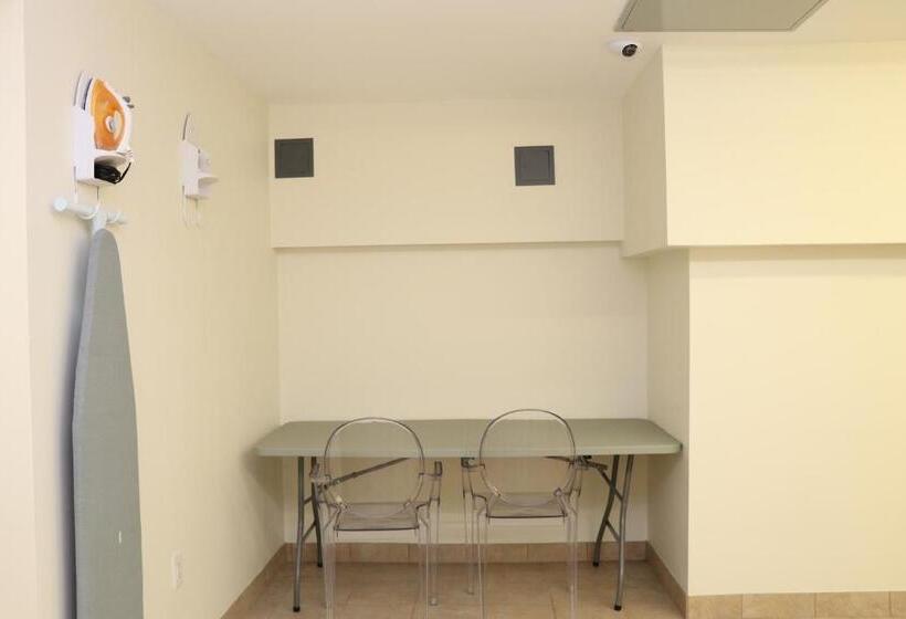 스탠다드 스튜디오, Charming & Stylish Studio On Beacon Hill #6