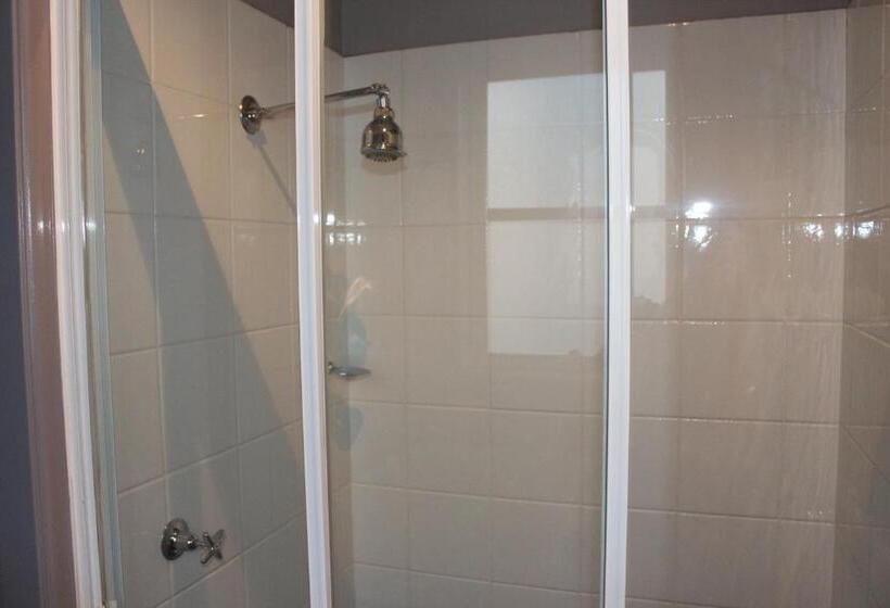 2 Bedroom Apartment with Views, Aqualuna Apartments