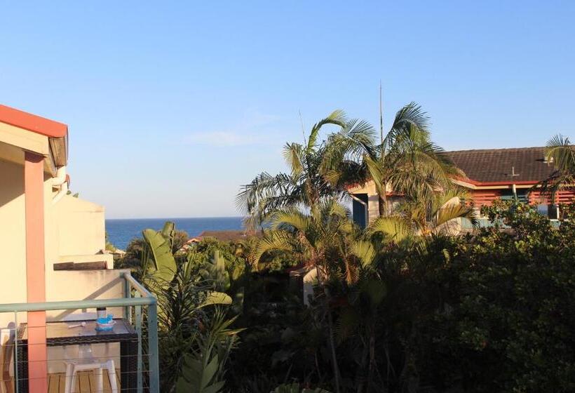 2 Bedroom Apartment with Views, Aqualuna Apartments