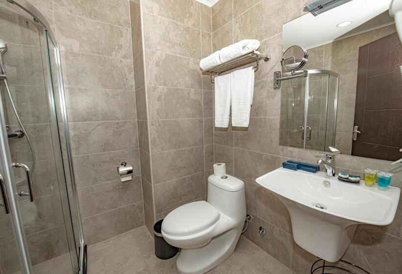 اتاق استاندارد با تخت بزرگ, Crystal Residence