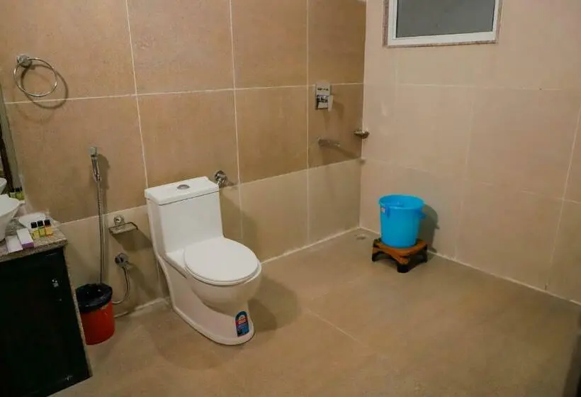 Chambre Deluxe, Komal Inn