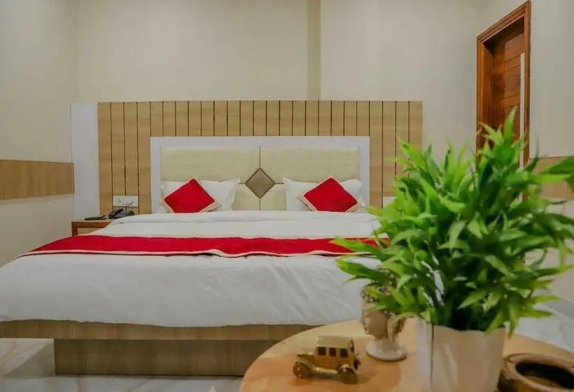Chambre Deluxe, Komal Inn