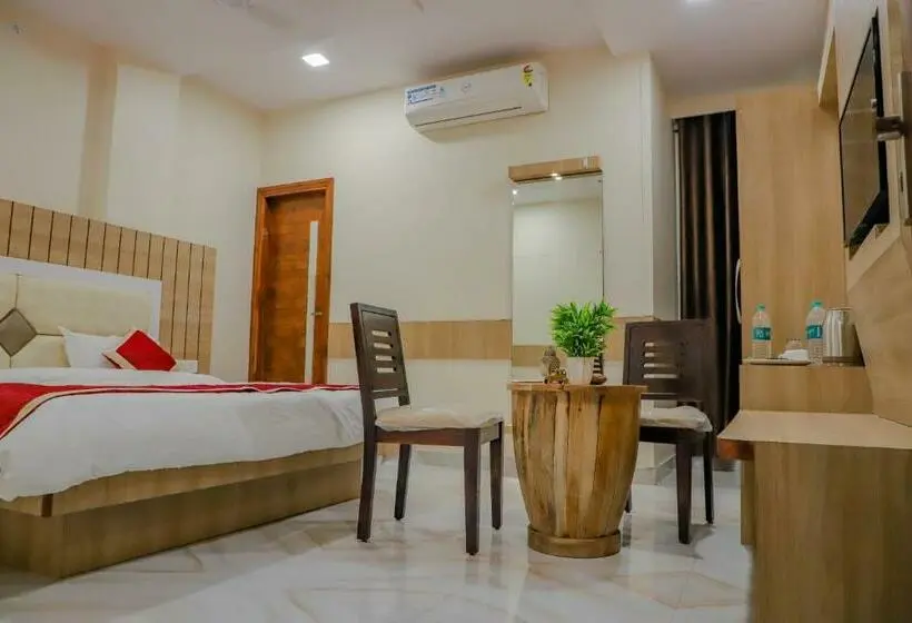 Chambre Deluxe, Komal Inn