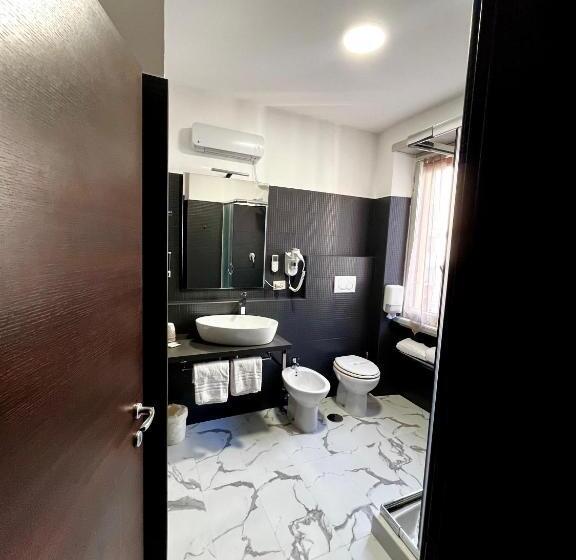 اتاق لوکس با بالکن, Prati Comfort