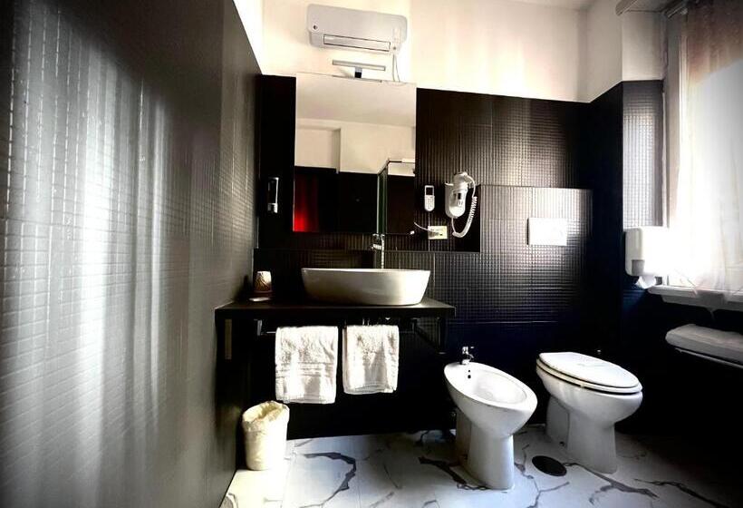 اتاق لوکس با بالکن, Prati Comfort