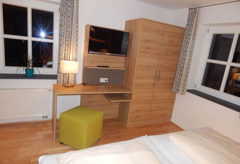 جناح جونيور, & Gasthof Hubertushöhe   Ihr Hotel Für Urlaub Mit Hund