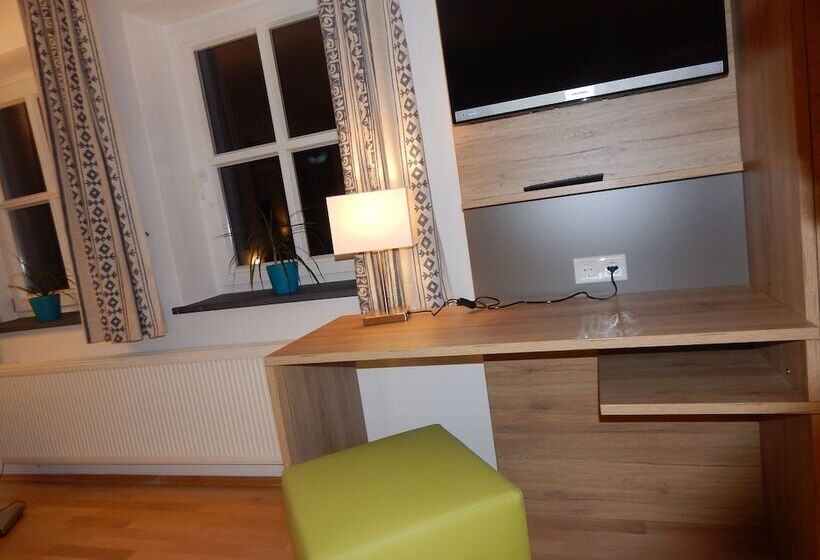 جناح جونيور, & Gasthof Hubertushöhe   Ihr Hotel Für Urlaub Mit Hund