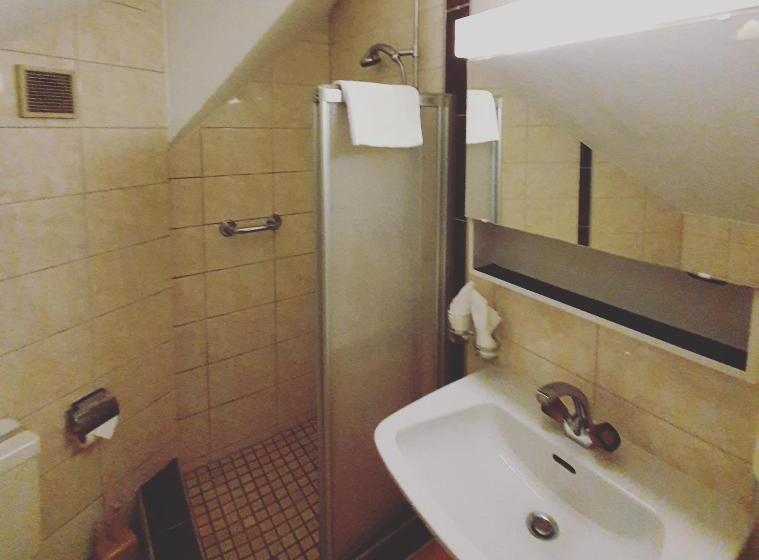 スタンダードルーム, Esos Hotel Quelle