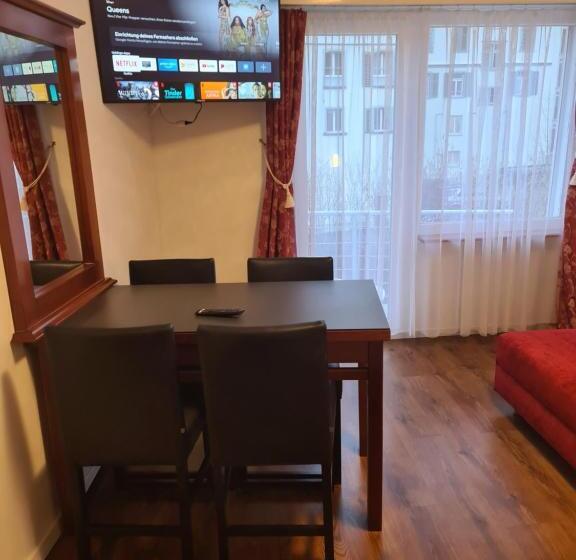 ファミリールーム, Esos Hotel Quelle