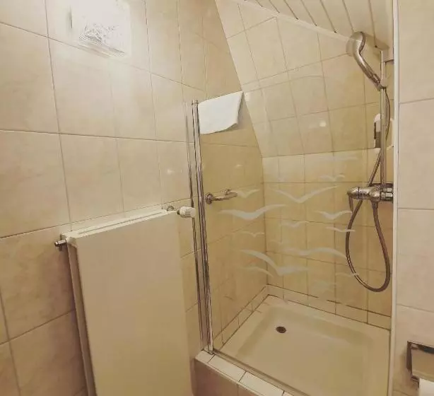エコノミールーム, Esos Hotel Quelle