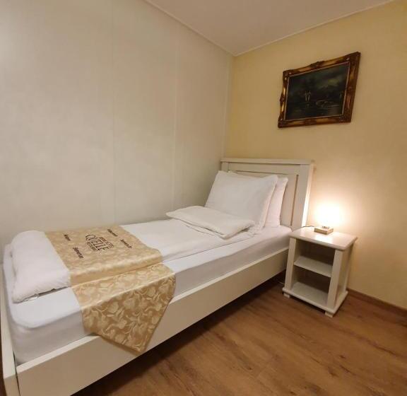 اتاق اکونومی, Esos Hotel Quelle