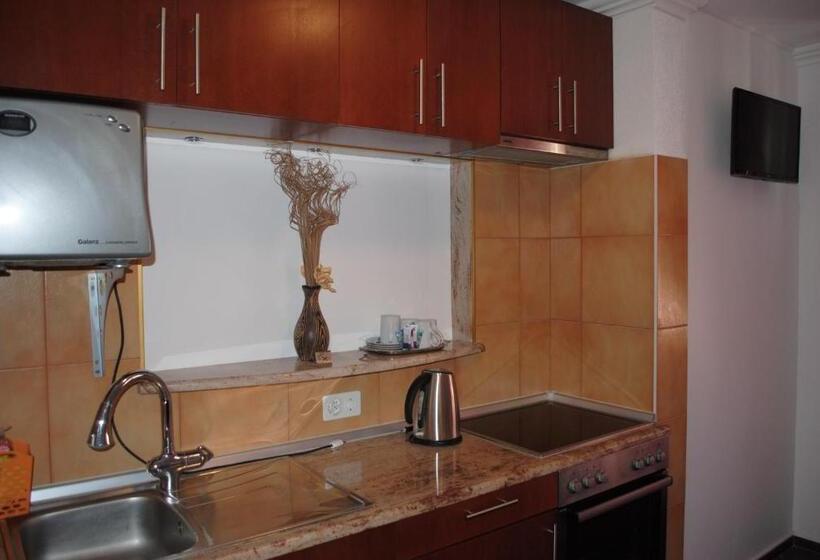 エコノミールーム, Esos Hotel Quelle