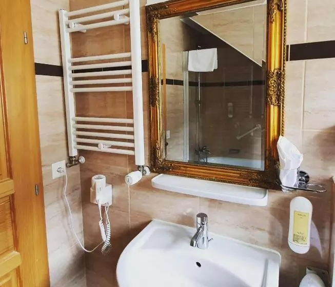バルコニー付き1ベッドルームアパートメント, Esos Hotel Quelle