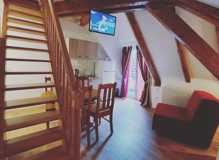 バルコニー付き1ベッドルームアパートメント, Esos Hotel Quelle