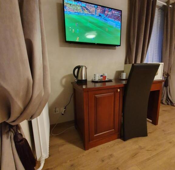 スタンダードトリプルルーム, Esos Hotel Quelle