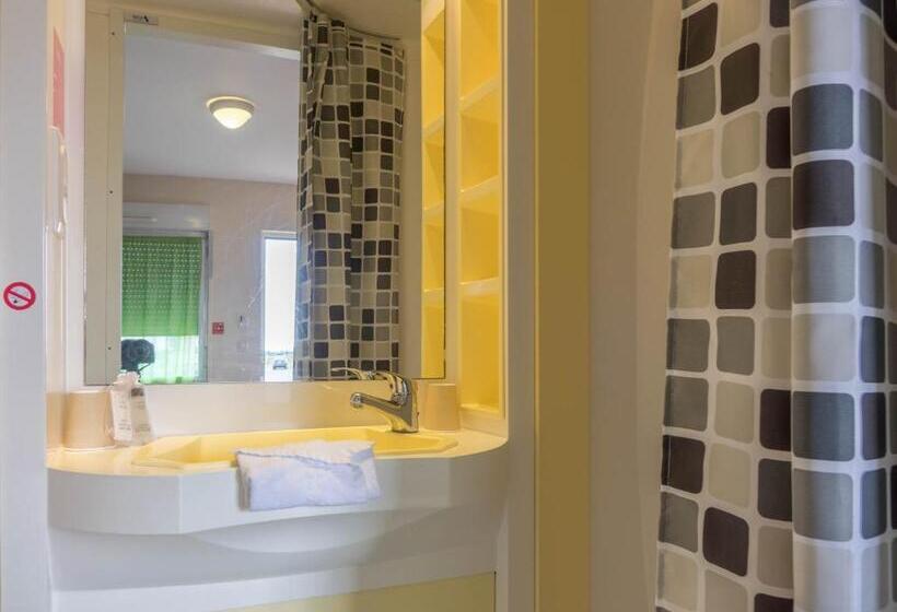 Четырехместный Номер Economy, Fasthotel Orléans Nord Artenay