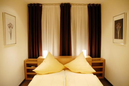 컴포트 룸, Akazienhof