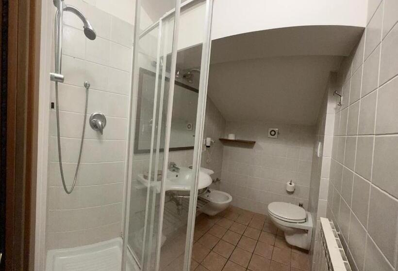 חדר סטנדרט יחיד, Corona & Spa