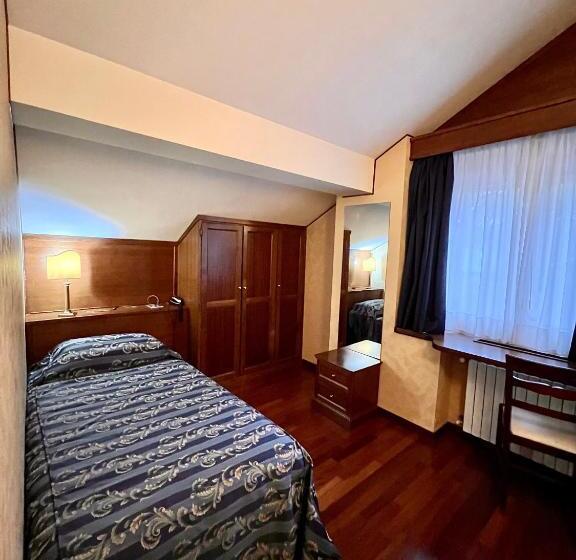 اتاق استاندارد یک نفره, Corona & Spa
