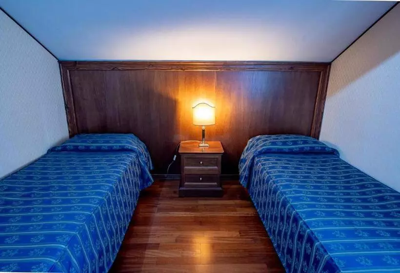 اتاق لوکس خانوادگی, Corona & Spa
