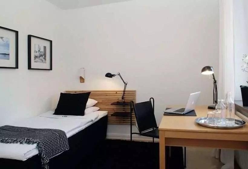 Standard Yhden Hengen Huone, Ekebacken Hotell & Konferens