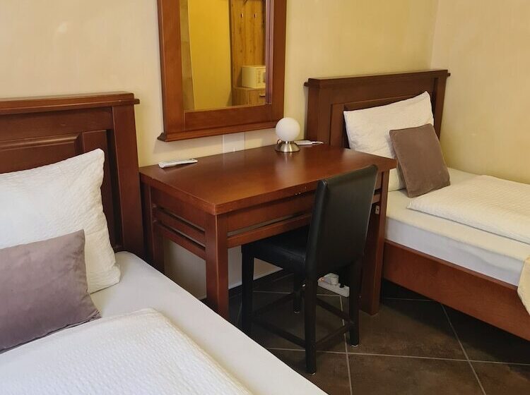 エコノミールーム, Esos Hotel Quelle