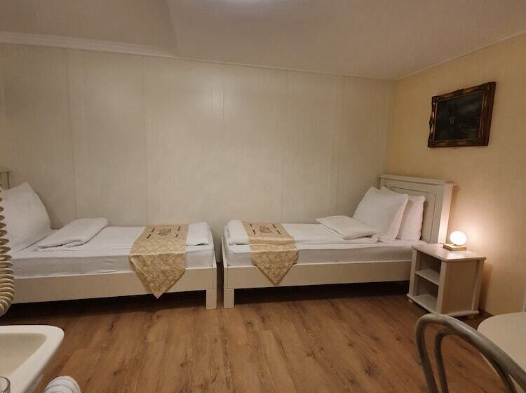 اتاق اکونومی, Esos Hotel Quelle