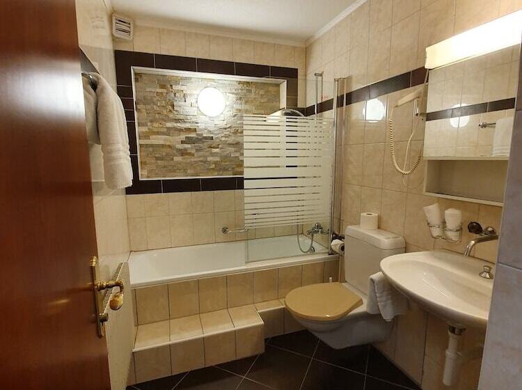 ファミリールーム, Esos Hotel Quelle